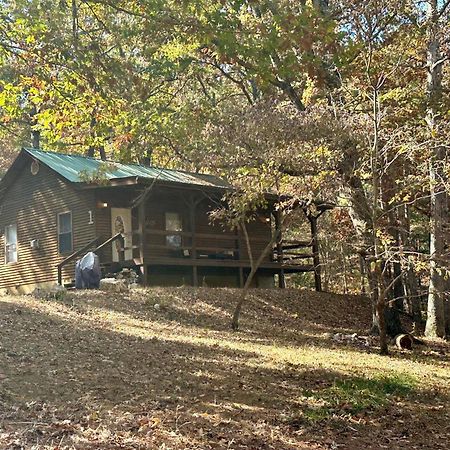 Cedar Creek Cabins #1 - Giant Spa Tub, Large Wooded Porch, Full Kitchen, 1 Bedroom Юрика Спрингс Экстерьер фото