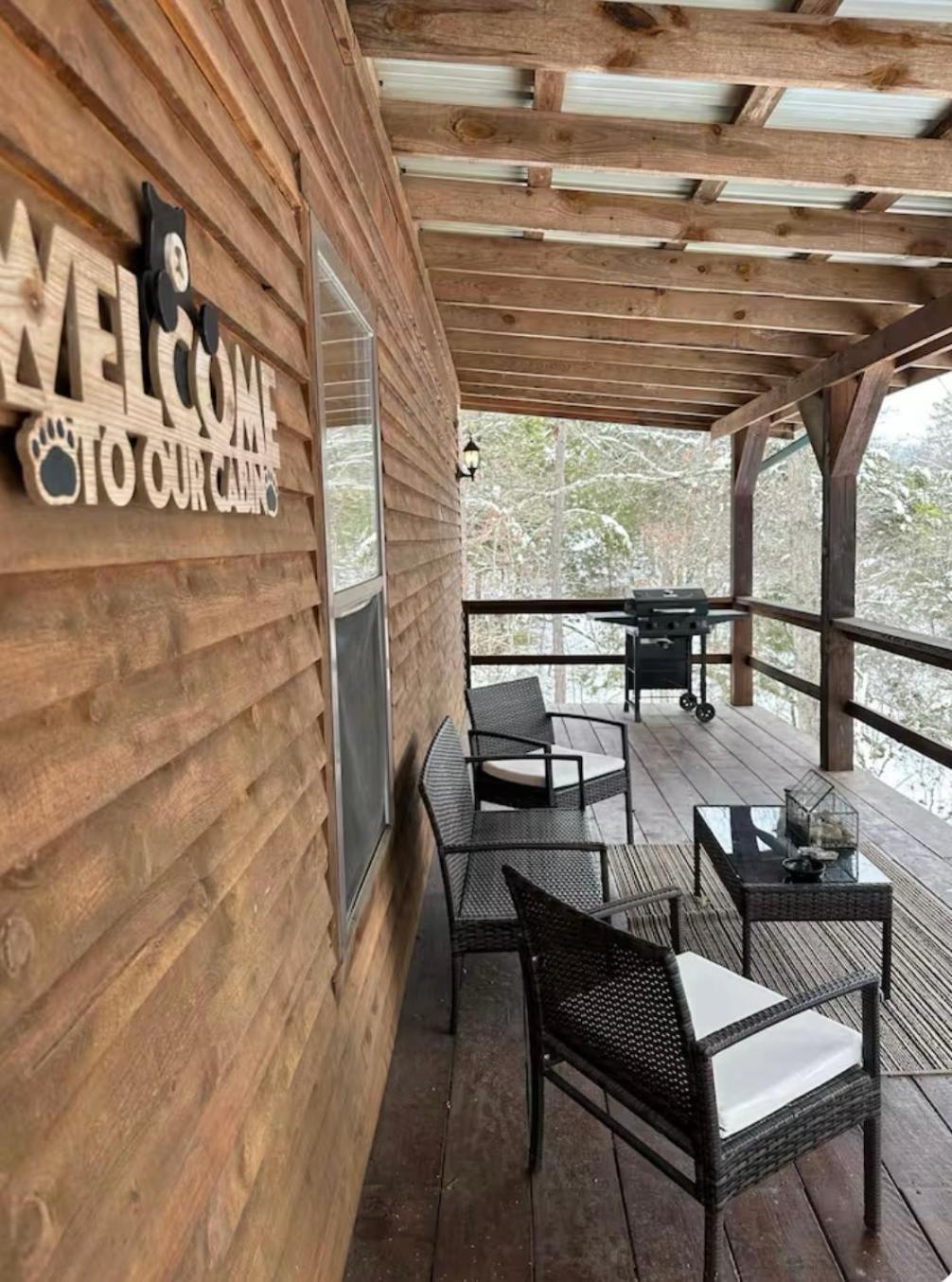 Cedar Creek Cabins #1 - Giant Spa Tub, Large Wooded Porch, Full Kitchen, 1 Bedroom Юрика Спрингс Экстерьер фото